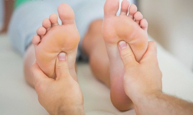 Feet massage